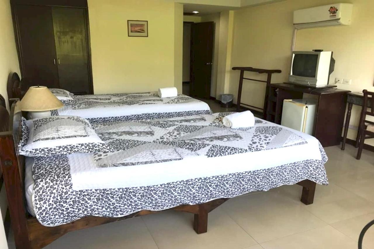 Oyo 903 Madame Kim Hostel Lampang Buitenkant foto