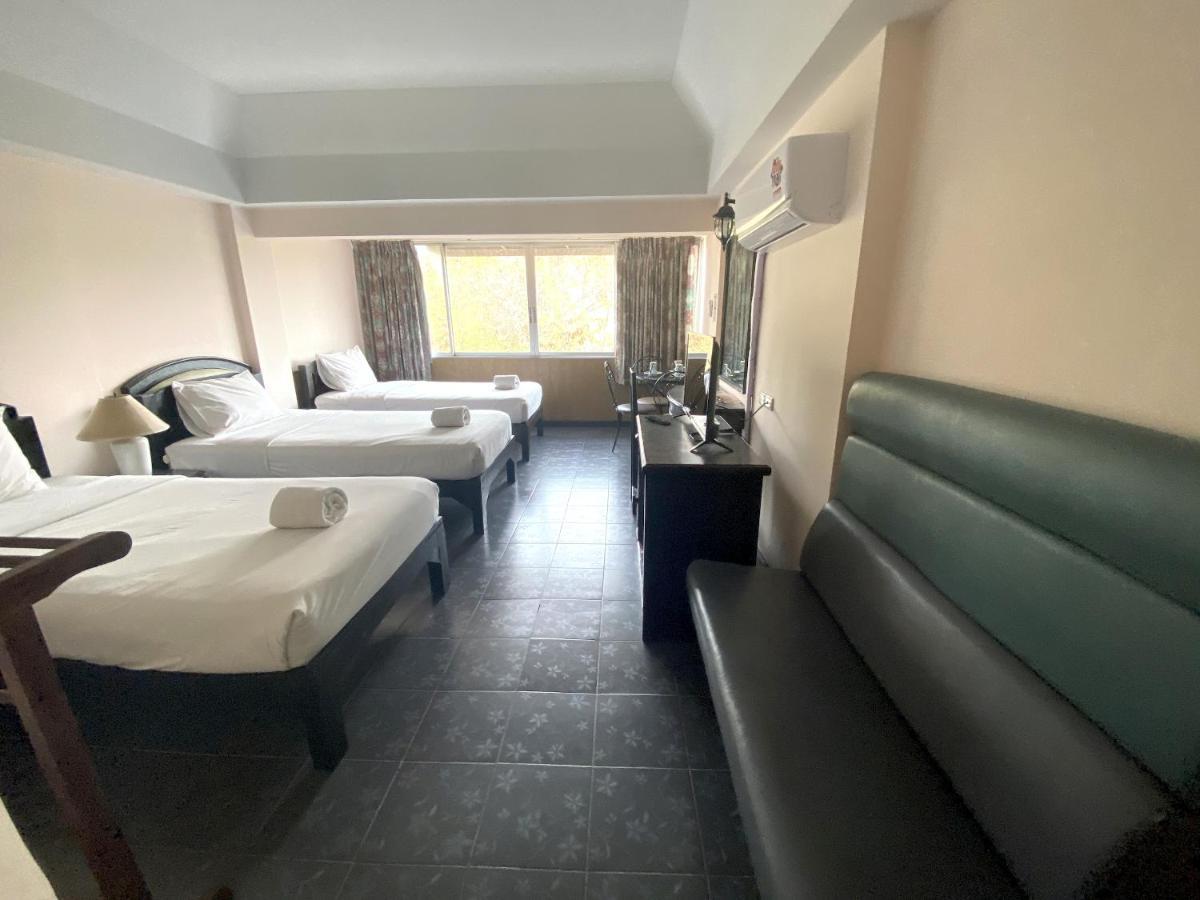 Oyo 903 Madame Kim Hostel Lampang Buitenkant foto