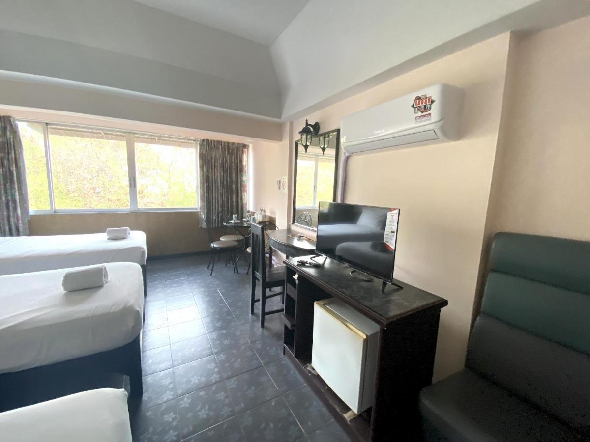 Oyo 903 Madame Kim Hostel Lampang Buitenkant foto
